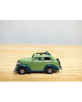 PRALINE  ????, FORD Eifel découvrable   1/87 ème  HO