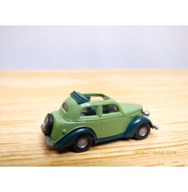 PRALINE  ????, FORD Eifel découvrable   1/87 ème  HO
