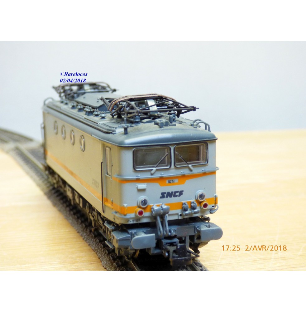 ROCO ÉCHELLE HO MOTRICE BB-7201 SNCF