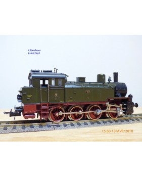 TRIX International  21213, coffret locotender T 13  ( Br 92 )  et 4 wagons KPEV   BO