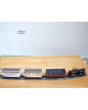 TRIX International  21213, coffret locotender T 13  ( Br 92 )  et 4 wagons KPEV   BO