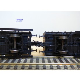TRIX International  21213, coffret locotender T 13  ( Br 92 )  et 4 wagons KPEV   BO