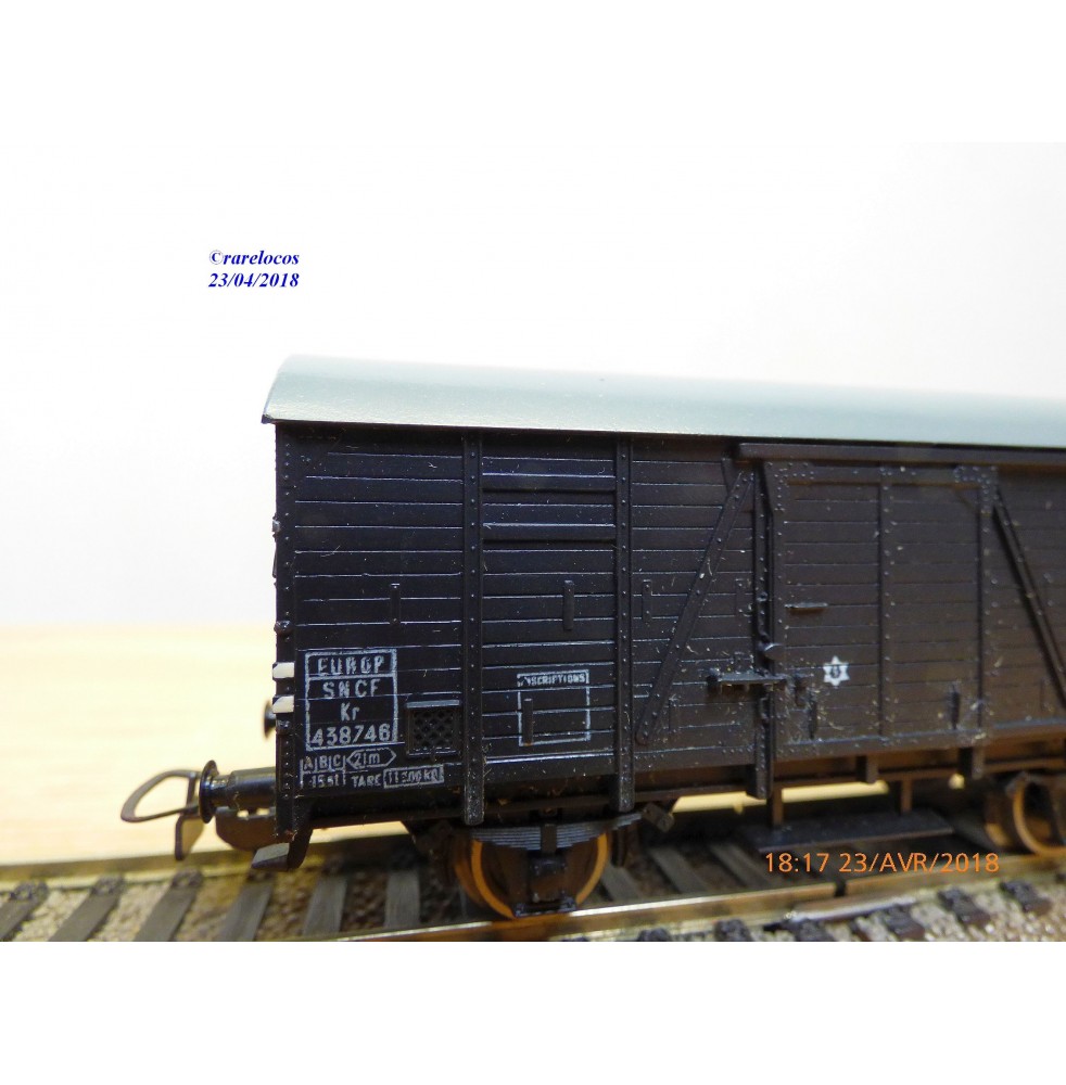 N°96620B Wagon SNCF couvert UIC à essieux type Gs4 Piko Ho | Mini Train Store