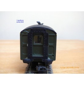 RMA ???   , voiture banlieue ex PLM  mixte de 1 / 2 Cl. type ABz    SNCF