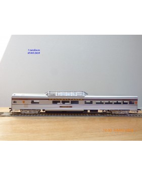IHC  47747, voiture grandes lignes ( corrugated side Vista Dome  ) " Catenary View "   PRR   neuf   BO 