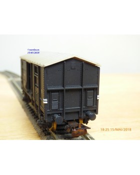POCHER 305 / 2, rare wagon couvert type F avec personnage   FS  neuf   BO