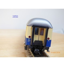 ADE 3203, voiture mixte fourgon / 2 Kl. POP Farben  DB  BO