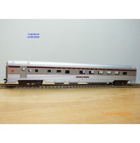 IHC  6730, voiture restaurant ( corrugated side grill )  N°: 4528    PRR   neuf   BO 