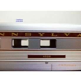 IHC  6730, voiture restaurant ( corrugated side grill )  N°: 4528    PRR   neuf   BO 