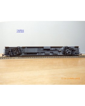 IHC  6730, voiture restaurant ( corrugated side grill )  N°: 4528    PRR   neuf   BO 