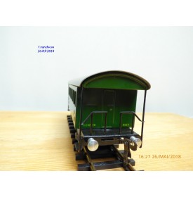 BUCO 8626, voiture de 2 ème classe avec éclairage intérieur et feu de fin de convoi  SBB  BO