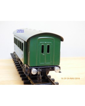 BUCO 8626, voiture de 2 ème classe avec éclairage intérieur et feu de fin de convoi  SBB  BO