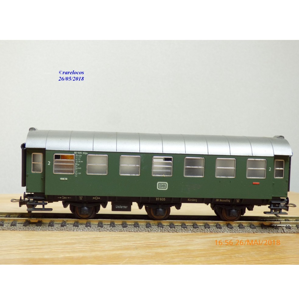 FLEISCHMANN 1407, voiture à 3 essieux de 2 Kl.  type B3yge   DB BO