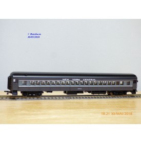 BACHMANN Spectrum  89105,  voiture grandes lignes ( coach ) New York Central  N° 964  . Neuf   BO