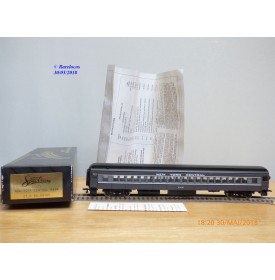 BACHMANN Spectrum  89105,  voiture grandes lignes ( coach ) New York Central  N° 964  . Neuf   BO