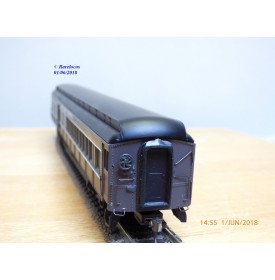 BACHMANN Spectrum  89101,  voiture grandes lignes  mixte ( combine ) New York Central  N° 304  . Neuf   BO