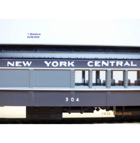 BACHMANN Spectrum  89101,  voiture grandes lignes  mixte ( combine ) New York Central  N° 304  . Neuf   BO