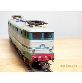 Rivarossi "véro" 1447 . 6, motrice Bo Bo Bo   E 646  2 ème série N°: E646 027   FS   BO