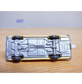 WIKING  22m ,  Chevrolet 22 m  jaune paille    1/87   HO
