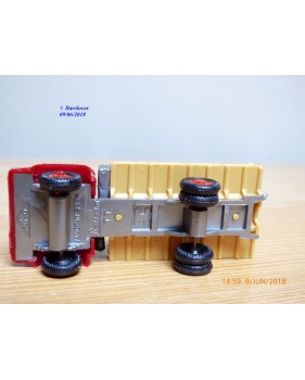 Eko , Renault 4 L  1/87  HO