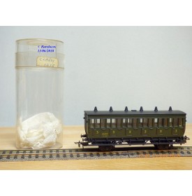 MMM RG / CLAREL  203 / 1613 , voiture ancienne  3 ème   classe  type C6    N° 4212   SNCF   neuf   BO   