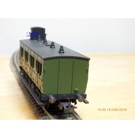 MMM RG / CLAREL ?  32F , voiture ancienne à guérite 1 ère  classe  type A4   N°: 207  ETAT   neuf   BO   