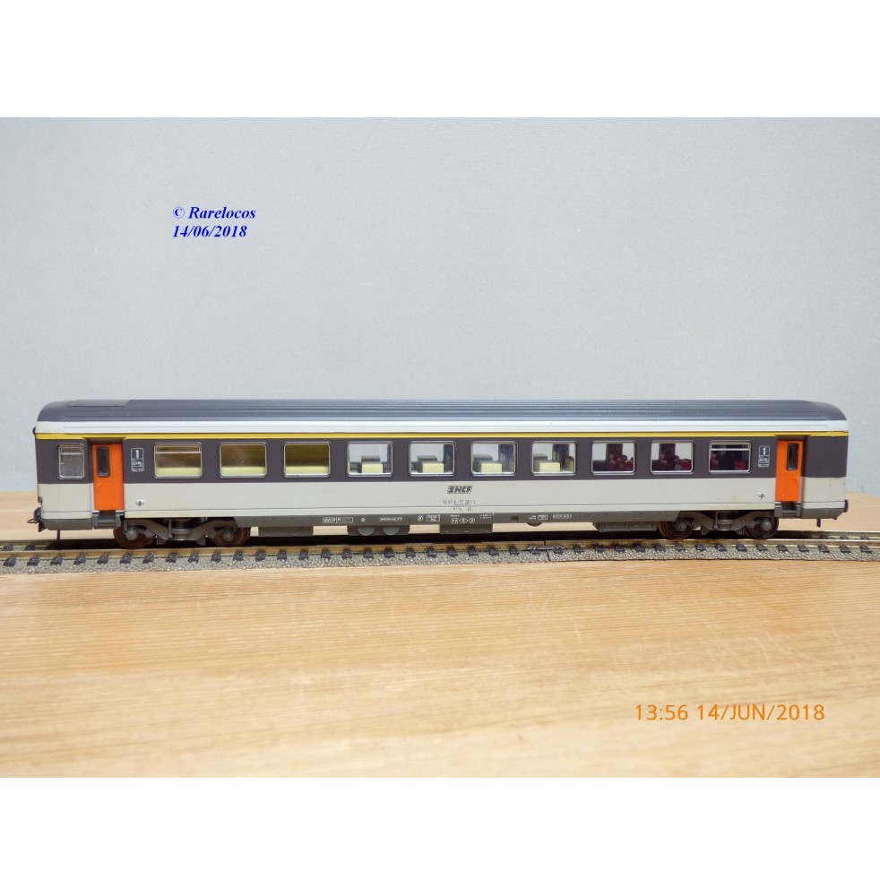 ROCO 44227A voiture unifiée 2  ème classe type B SBB BO