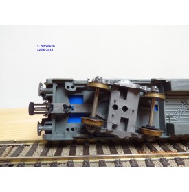 ROCO 04299,  voiture UIC 1 ére classe  A 10 tu  dite Corail     BO