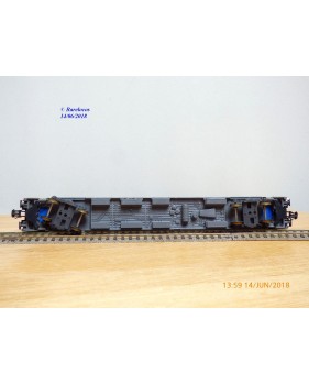 ROCO 04299,  voiture UIC 1 ére classe  A 10 tu  dite Corail     BO