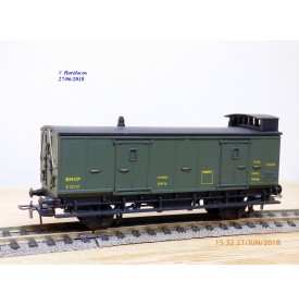MMM-RG / Clarel 200 ?, fourgon  ancien  à guérite à 2 essieux    N° 5160  SNCF  BO