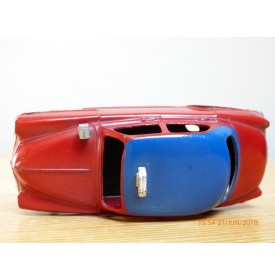 Dinky Supertoys 888, camion grue saharien Berliet GBO BO