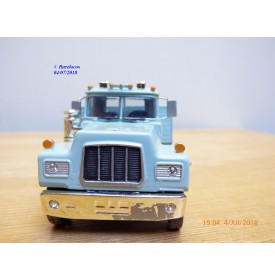 SMITH AUTOMODELS ???, camion plateau 4*6  MACK  gris  neuf  BO