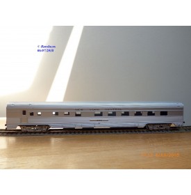 RIVAROSSI  véro 6711, voiture grandes lignes   ( corrugated  side coach   )   N° 2911   NYC   Neuf   BO