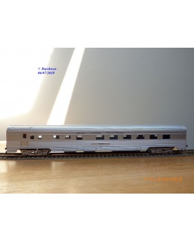 RIVAROSSI  véro 6711, voiture grandes lignes   ( corrugated  side coach   )   N° 2911   NYC   Neuf   BO