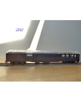 IHC  6598,  voiture mixte  ( heavyweight combine   )  non peint     neuf    BO 