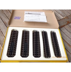 FAMA / ÜTZ 7300, coffret de 16 éléments de voie droit à crémaillère  neuf  BO   L 233 mm 