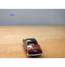 WIKING  805 02 24 ,  Volkswagen coupé Karmann Ghia rouge  et noir   neuf   BO  1/87   HO