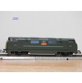 MÄRKLIN 3581 Loco diesel Br 221 DB BO