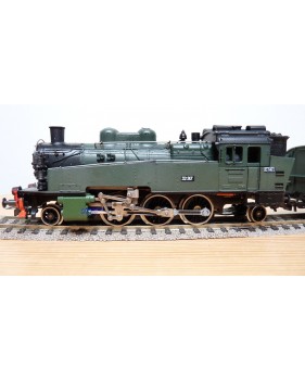 PIKO  0723,  coffret 131T ETAT et 2 voitures SNCF BO 
