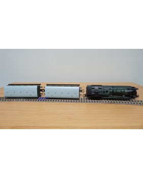 PIKO  0723,  coffret 131T ETAT et 2 voitures SNCF BO 