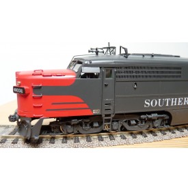 KEY Imports Custom Ser 83, locos diesel ALCO type PA3 et PB3 SP Bloody nose BO