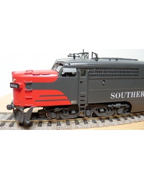 KEY Imports Custom Ser 83, locos diesel ALCO type PA3 et PB3 SP Bloody nose BO