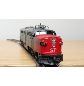 KEY Imports Custom Ser 83, locos diesel ALCO type PA3 et PB3 SP Bloody nose BO