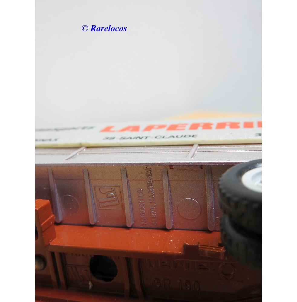 Copy Of LBS Maquettes, Camion Bâché BERLIET GR 190 Transports Laperriere Freres