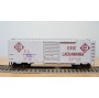 LILIPUT 252 32,  wagon couvert ( boxcar ) ERIE LACKAWANNA  BO