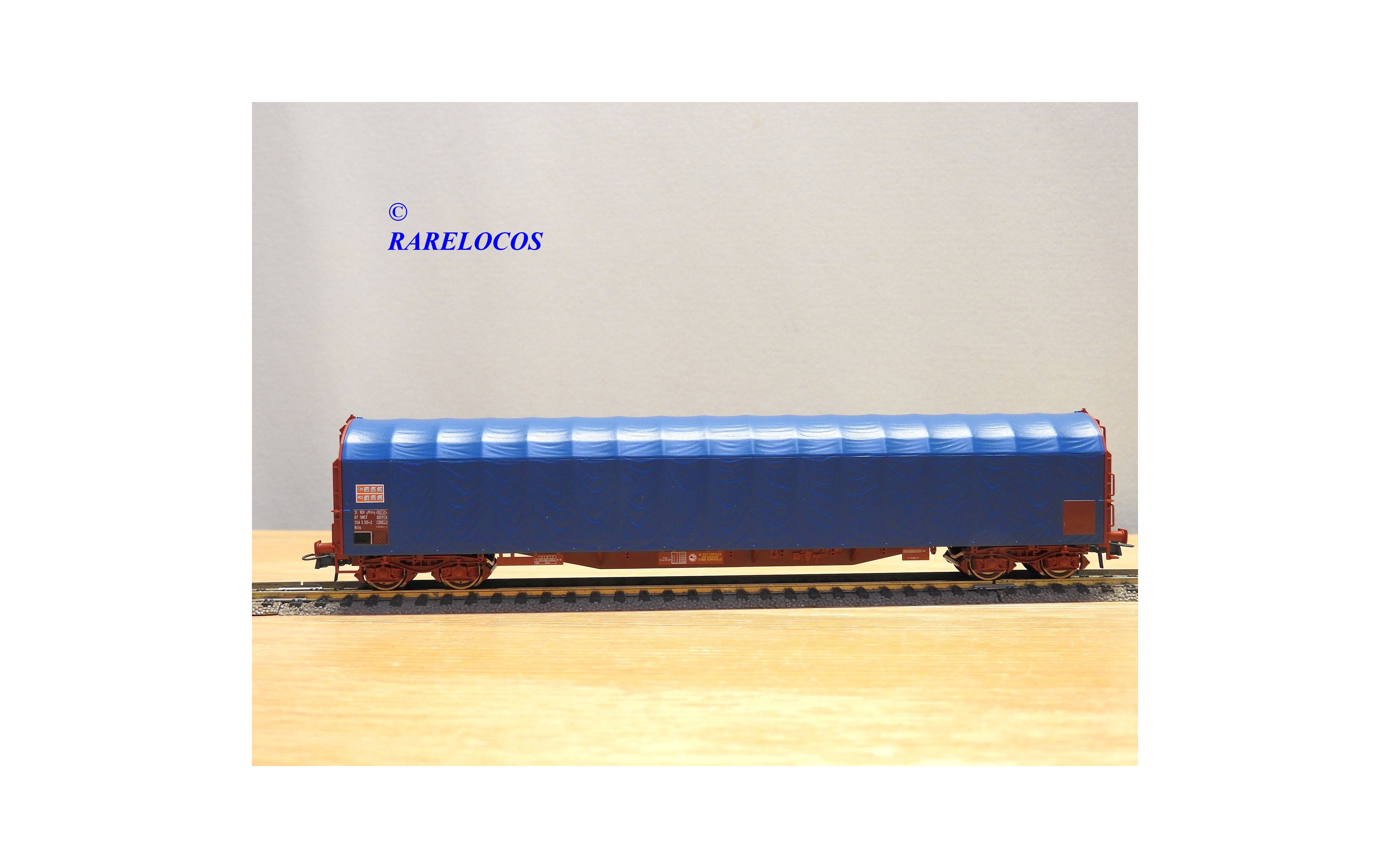 ROCO wagon bâché long bleu 47662 NEUF | UK