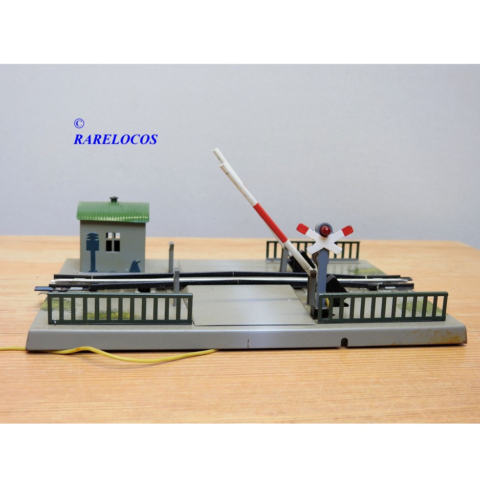 Märklin H0 - 7292M - Voie ferrée pour trains miniatures (1) - Passage à niveau automatique