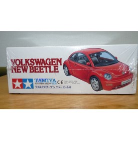 TAMIYA 24200 Volkswagen New Beetle Neuve  BO 1/24
