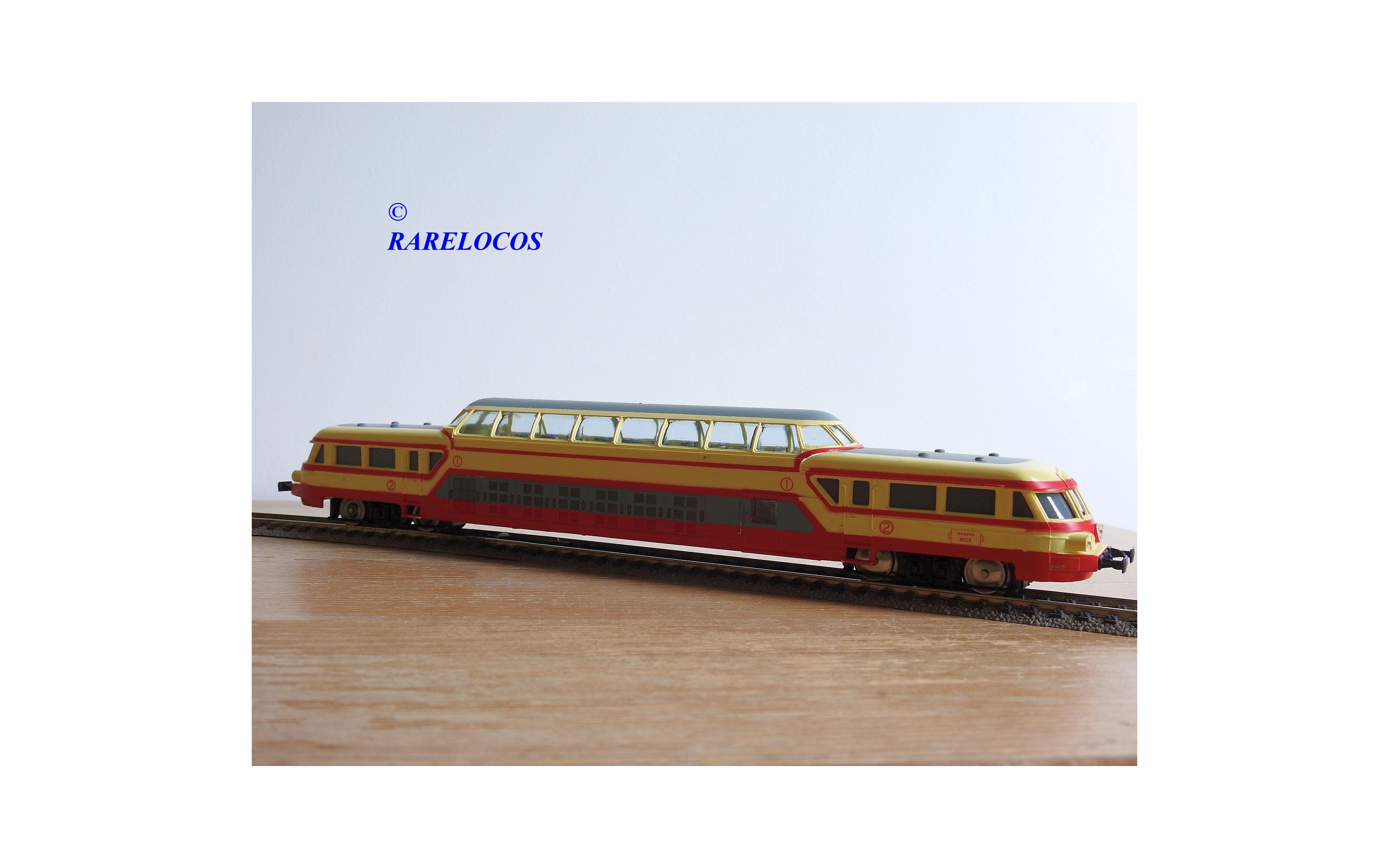 JOUEF 8520, autorail panoramique X 4203 SNCF neuf BO