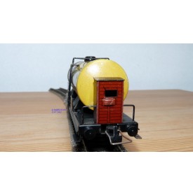 TRIX EXPRESS  20 / 78 O, grand wagon citerne à guérite BP OLEX DR